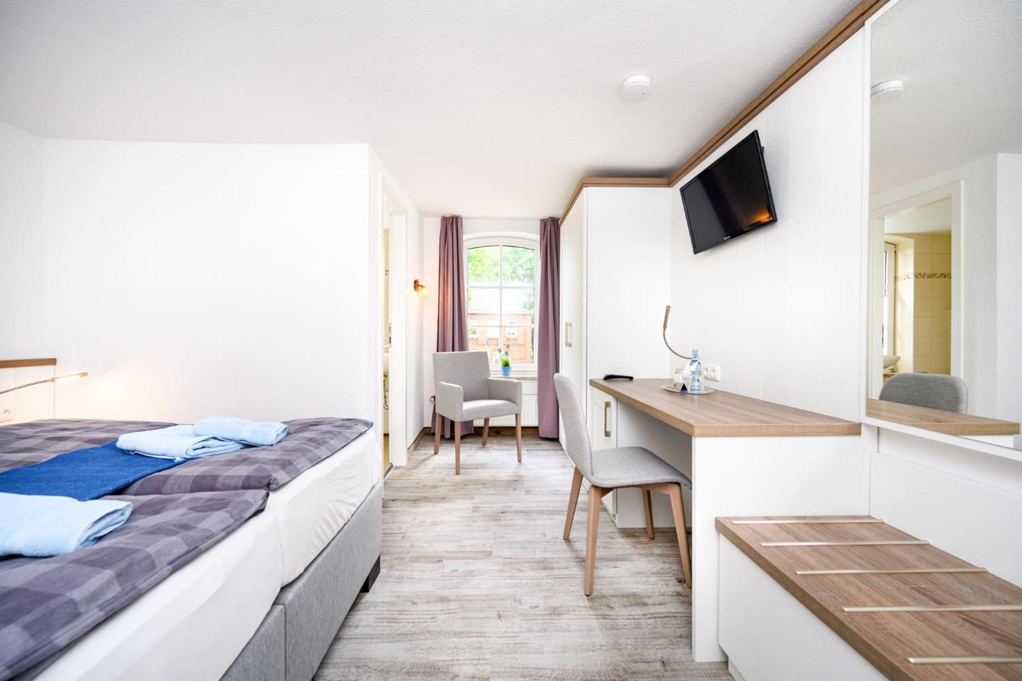 Hotel Zur Seemoewe Kirchdorf  エクステリア 写真