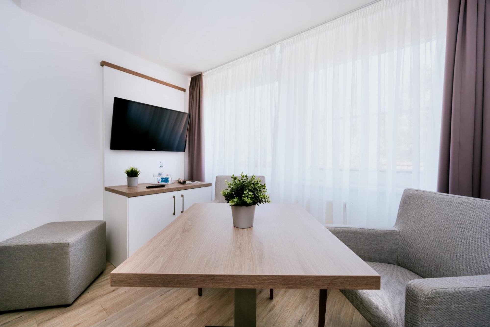 Hotel Zur Seemoewe Kirchdorf  部屋 写真