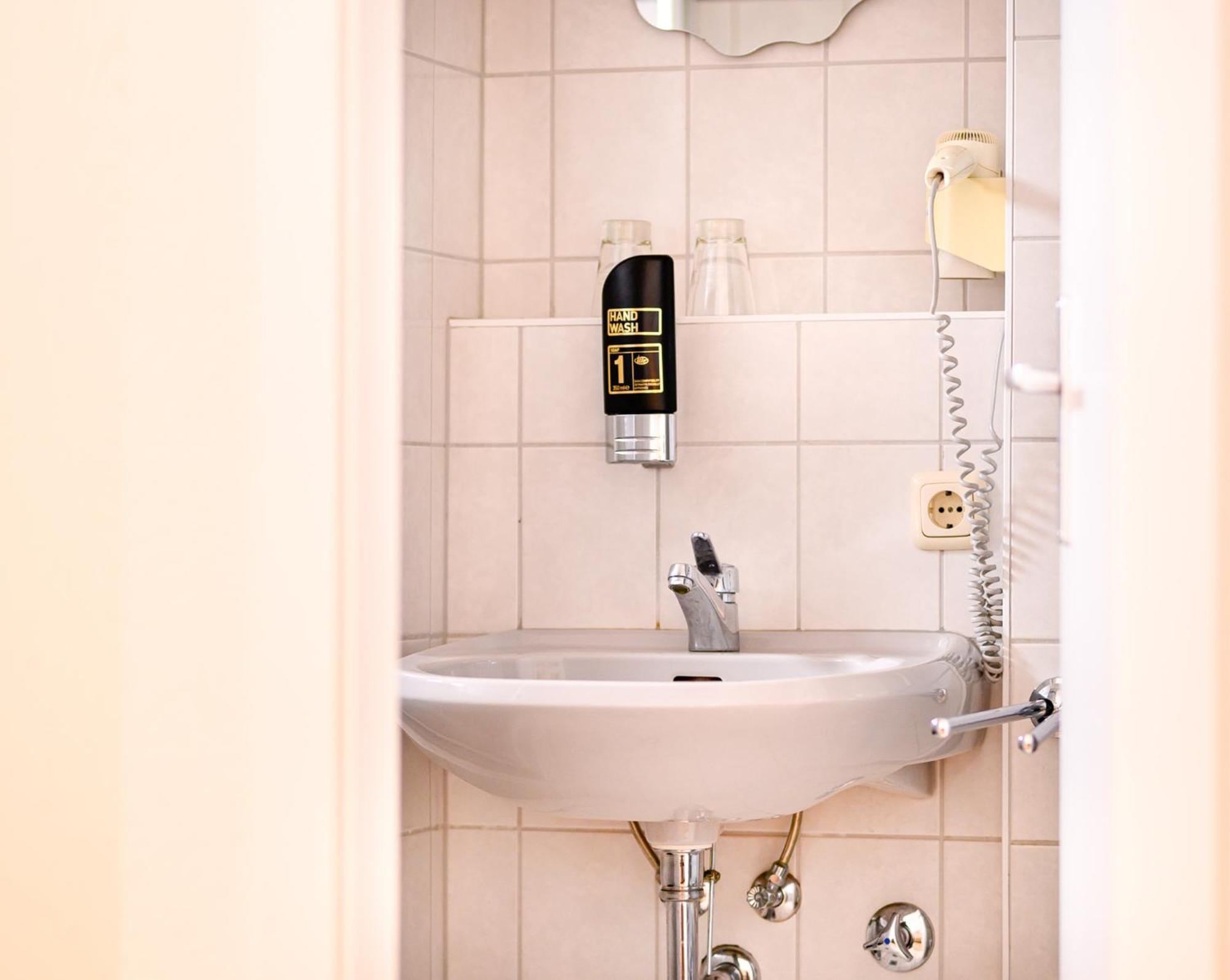 Hotel Zur Seemoewe Kirchdorf  部屋 写真