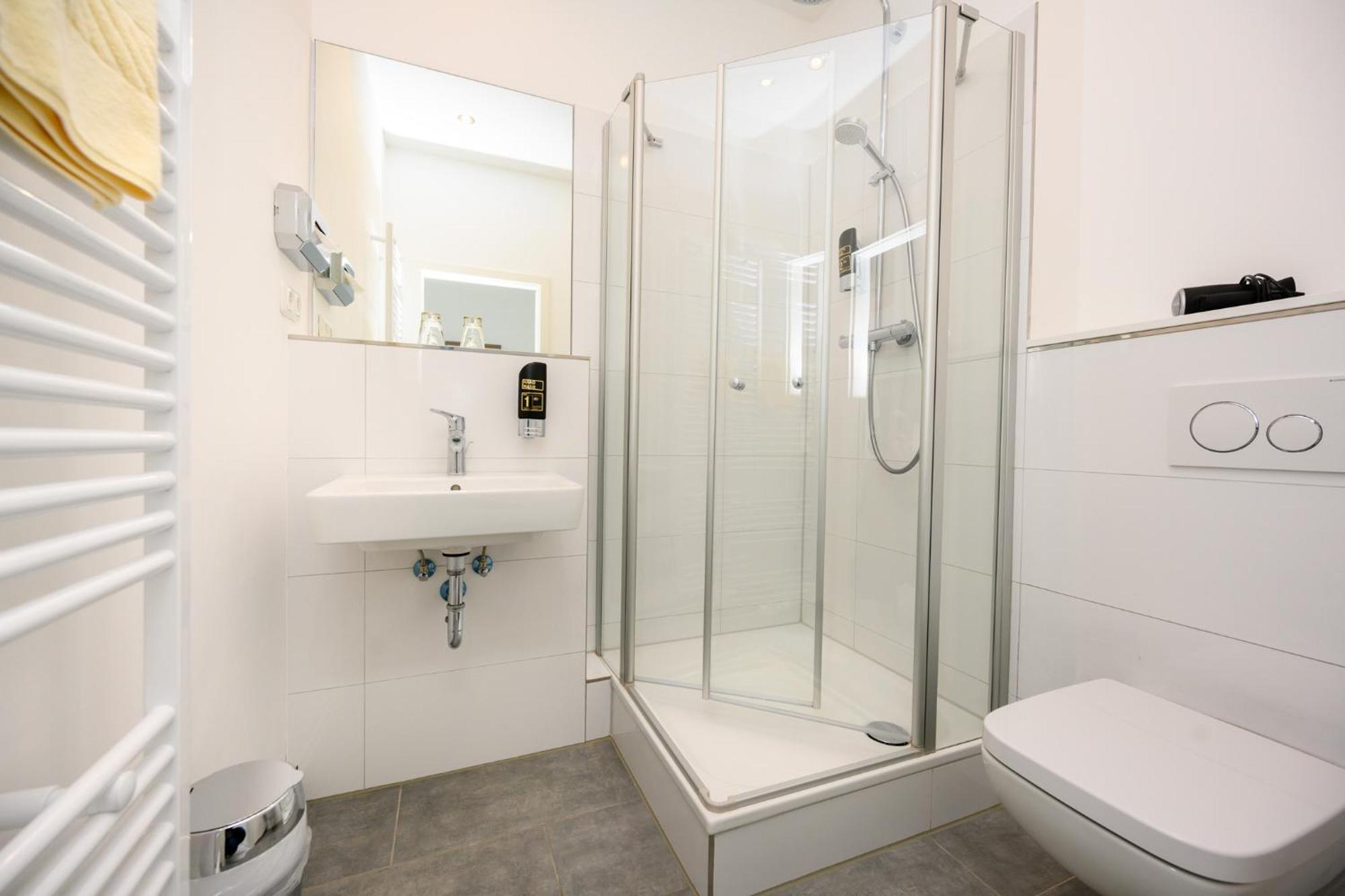 Hotel Zur Seemoewe Kirchdorf  部屋 写真