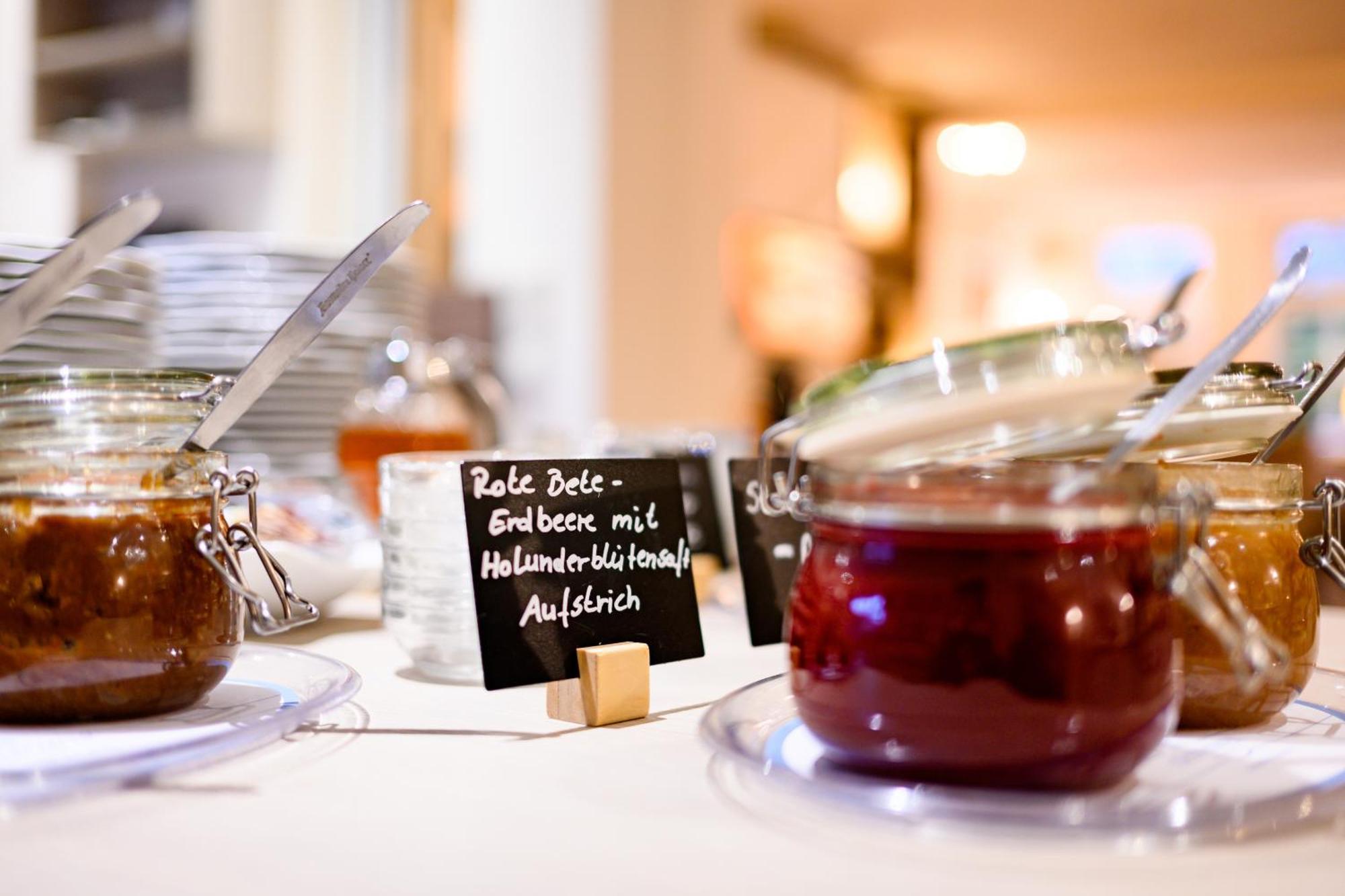 Hotel Zur Seemoewe Kirchdorf  エクステリア 写真